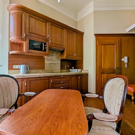 Czapskich 1 By Homeprime *